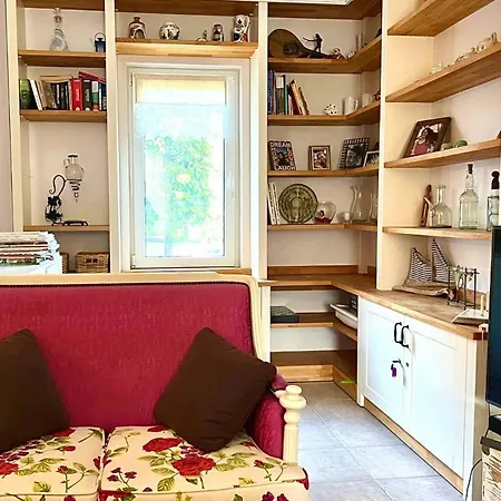Corner - Conservative W / Pool & Garden In Gocek 4* 페티예